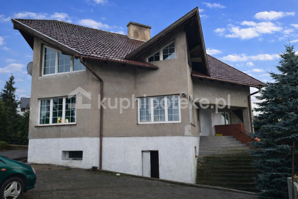 Dom jednorodzinny wolnostojący z garażami – Chojnice, woj. pomorskie - Chojnice - sprzedaż wierzytelności hipotecznych - 1