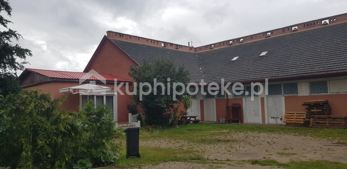 Cztery lokale w Resku, sprzedaż zabezpieczenia hipotecznego