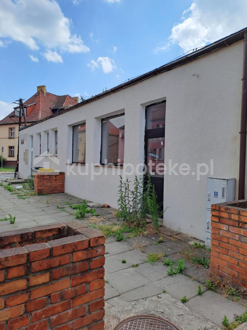 Budynek handlowy - oferta wierzytelności zabezpieczonej hipoteką