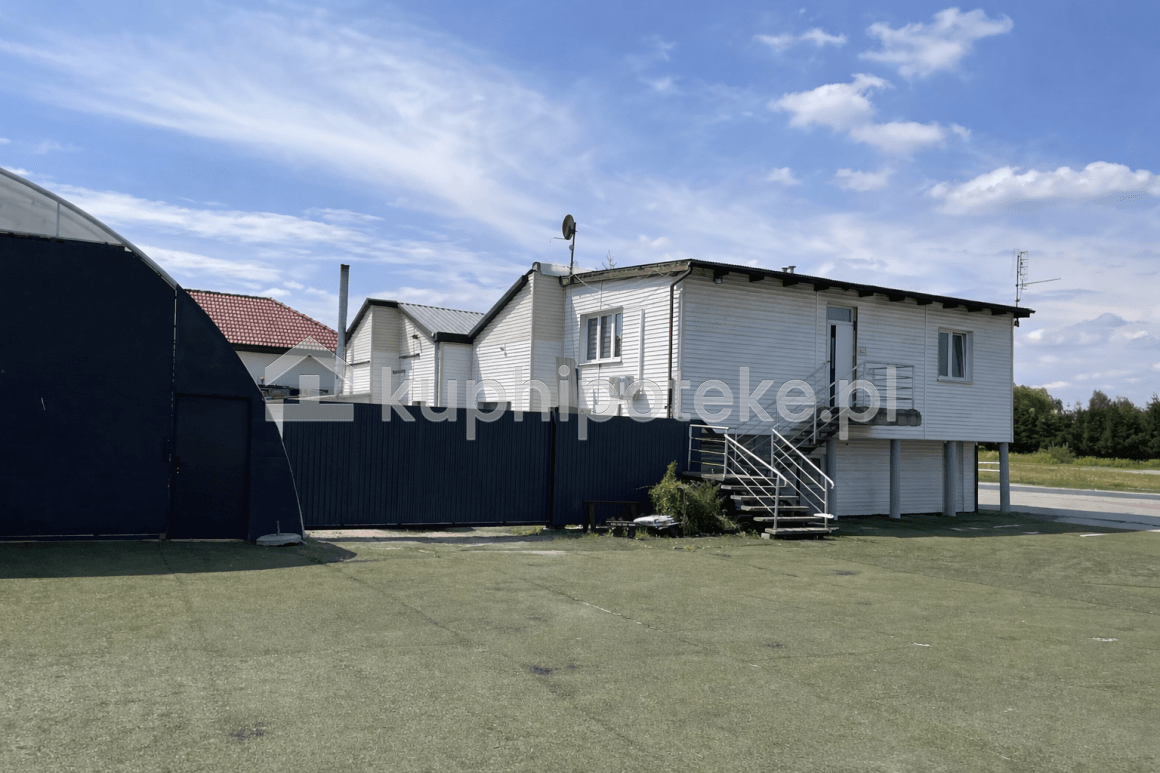 Budynek z funkcją warsztatowo-biurową i mieszkalną, sprzedaż wierzytelności hipotecznej