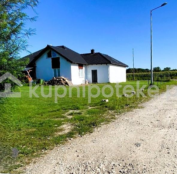 Przedmiot zabezpieczenia - Nieruchomość gruntowa zabudowana domem jednorodzinnym, Borów, 30 km od Wrocławia - Borów - sprzedaż wierzytelności hipotecznych - 2