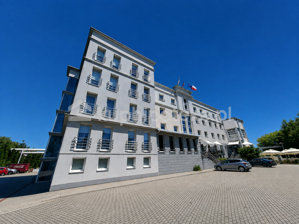 Trzygwiazdkowy hotel z restauracją, SPA i zapleczem konferencyjnym w Mielcu - Mielec - sprzedaż wierzytelności hipotecznych - 1