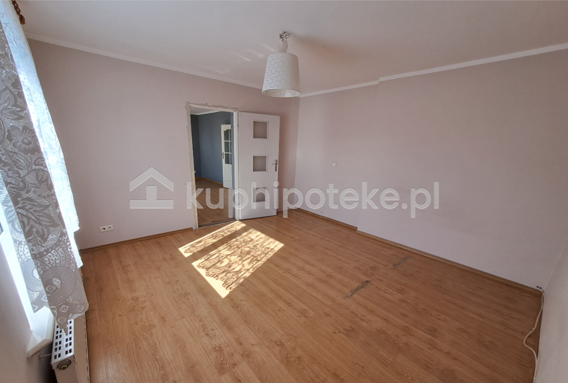 Lokal mieszkalny w dwurodzinnym budynku mieszkalnym w Wejherowie (piętro domu). - Wejherowo - nieruchomości - 5