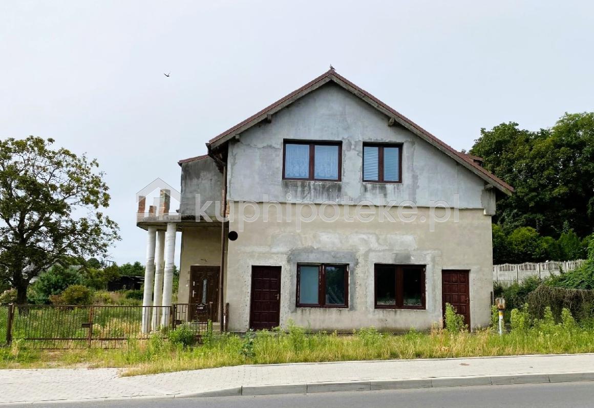 Budynek z trzema lokalami mieszkalnymi- Pyrzyce, zachodniopomorskie- sprzedaż wierzytelności zabezpieczonej.