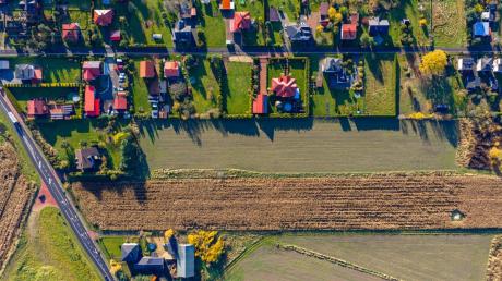 Na sprzedaż działka Gierałtowice 12 667.00 m2 z opcją zakupu domu znajdującego się przed działką!