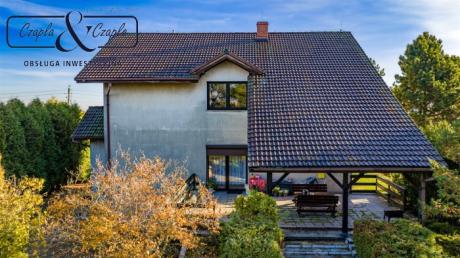 Na sprzedaż Dom w Gierałtowicach – cisza, przestrzeń, szybki dojazd do Gliwic i Katowic.