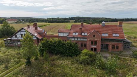 Gościniec Pomorski, Karwin — II licytacja dwóch udziałów